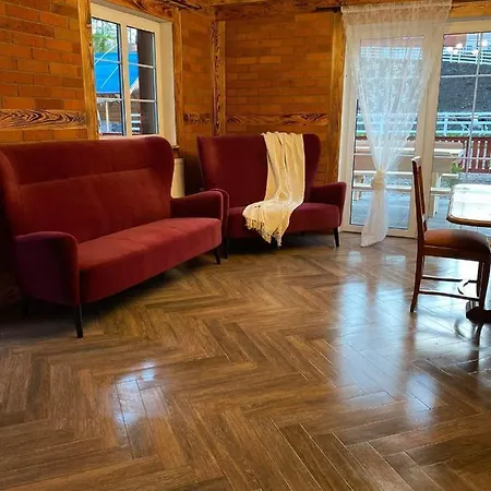 Holiday home Rozany Domek W Lesie, Przy Jeziorze W Kaszubskiej Wenecji, Na Gwizdowce
